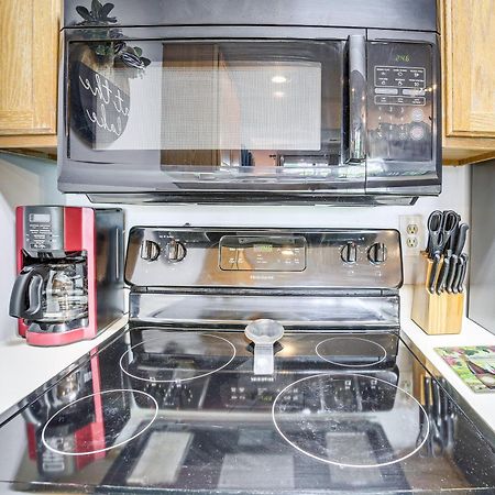 Reed Springs Condo With Furnished Deck And Pool Access Reeds Spring Exteriér fotografie