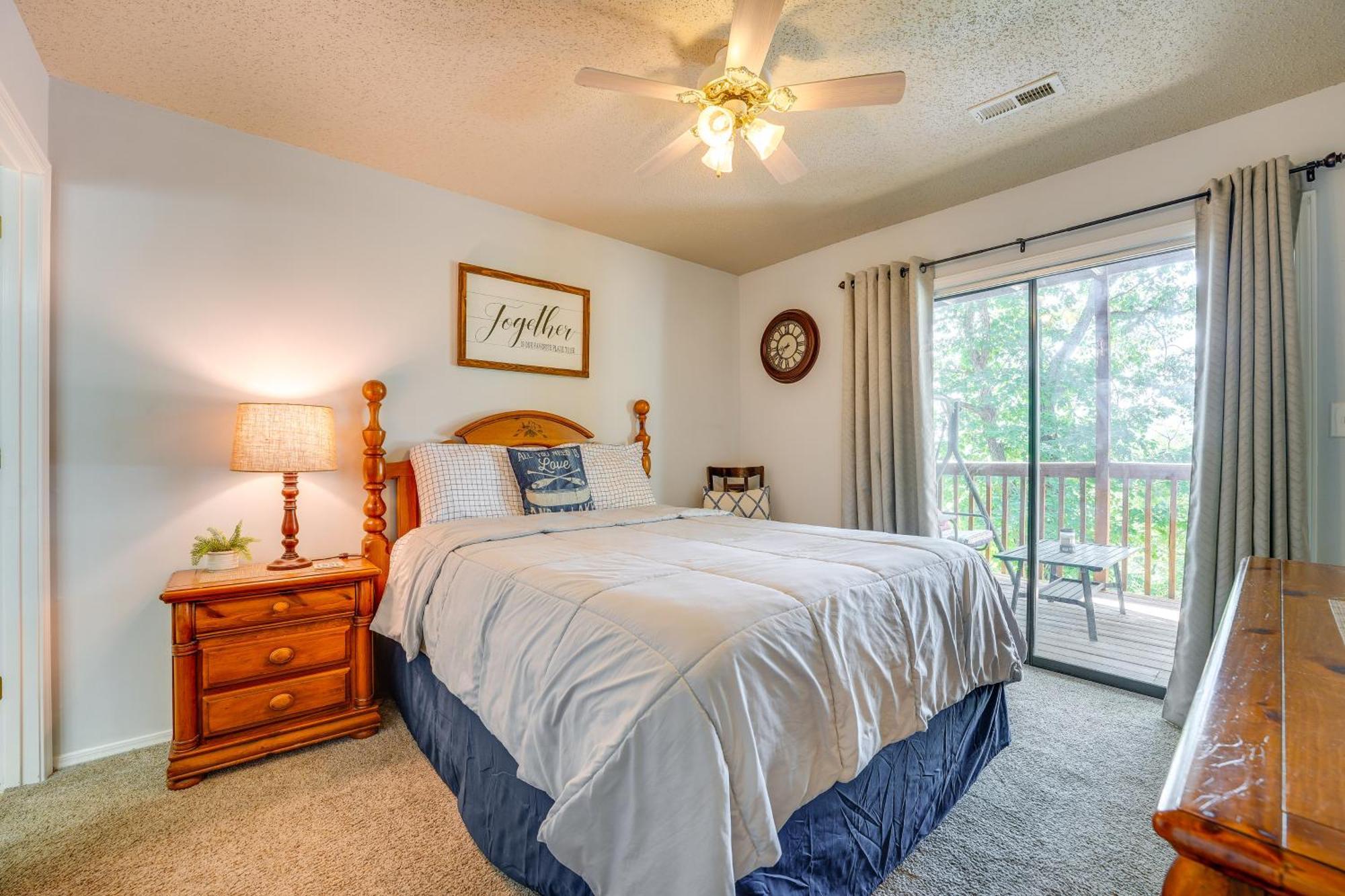 Reed Springs Condo With Furnished Deck And Pool Access Reeds Spring Exteriér fotografie