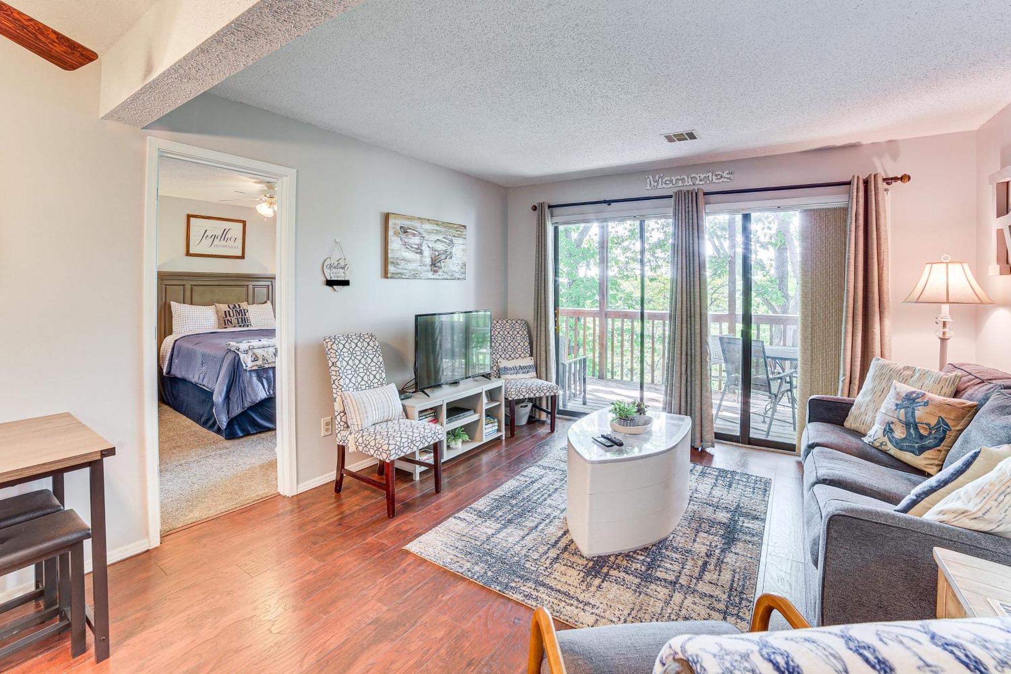 Reed Springs Condo With Furnished Deck And Pool Access Reeds Spring Exteriér fotografie