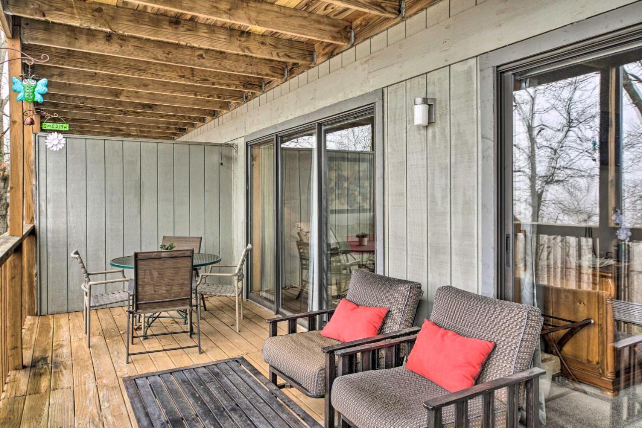 Reed Springs Condo With Furnished Deck And Pool Access Reeds Spring Exteriér fotografie